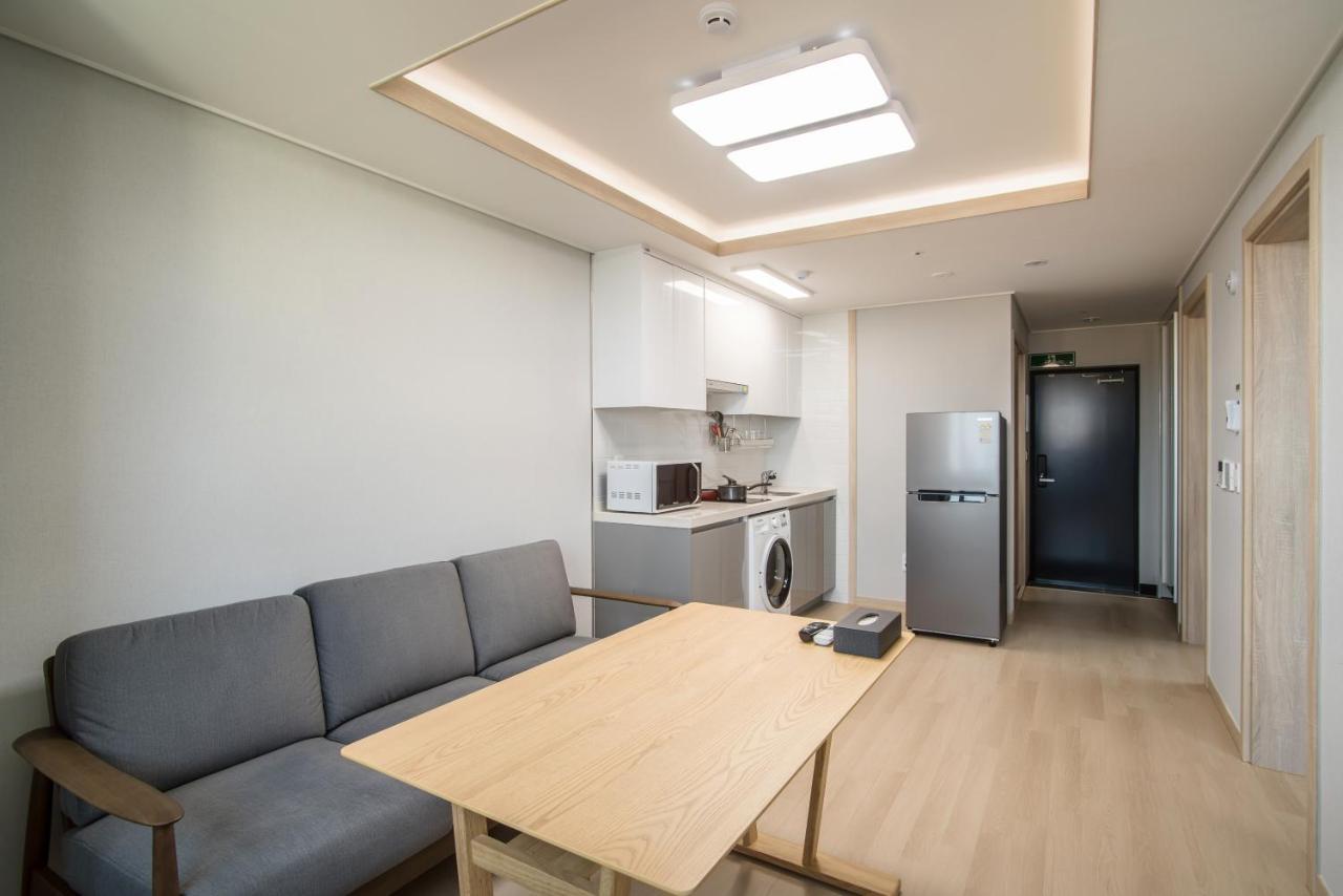 Jeju Central Park Residence Екстериор снимка