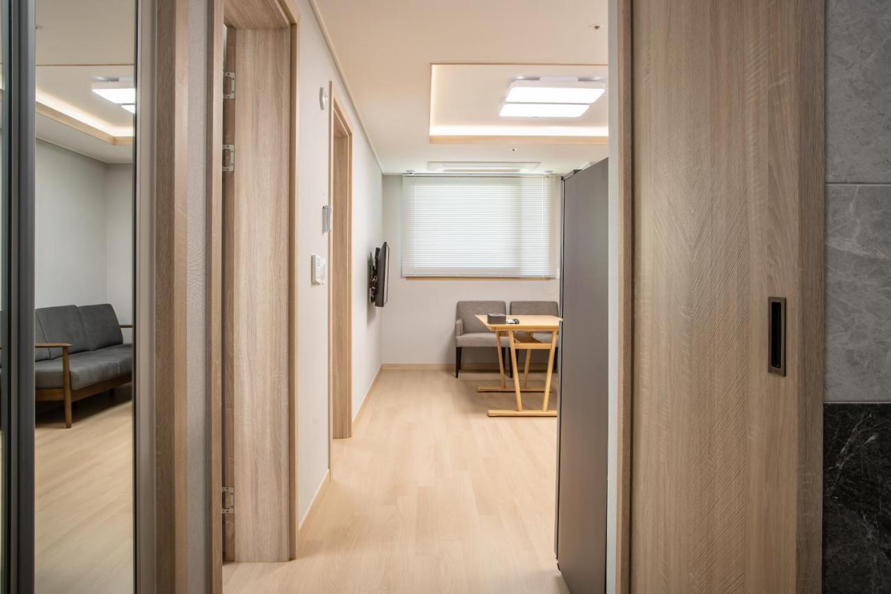 Jeju Central Park Residence Екстериор снимка