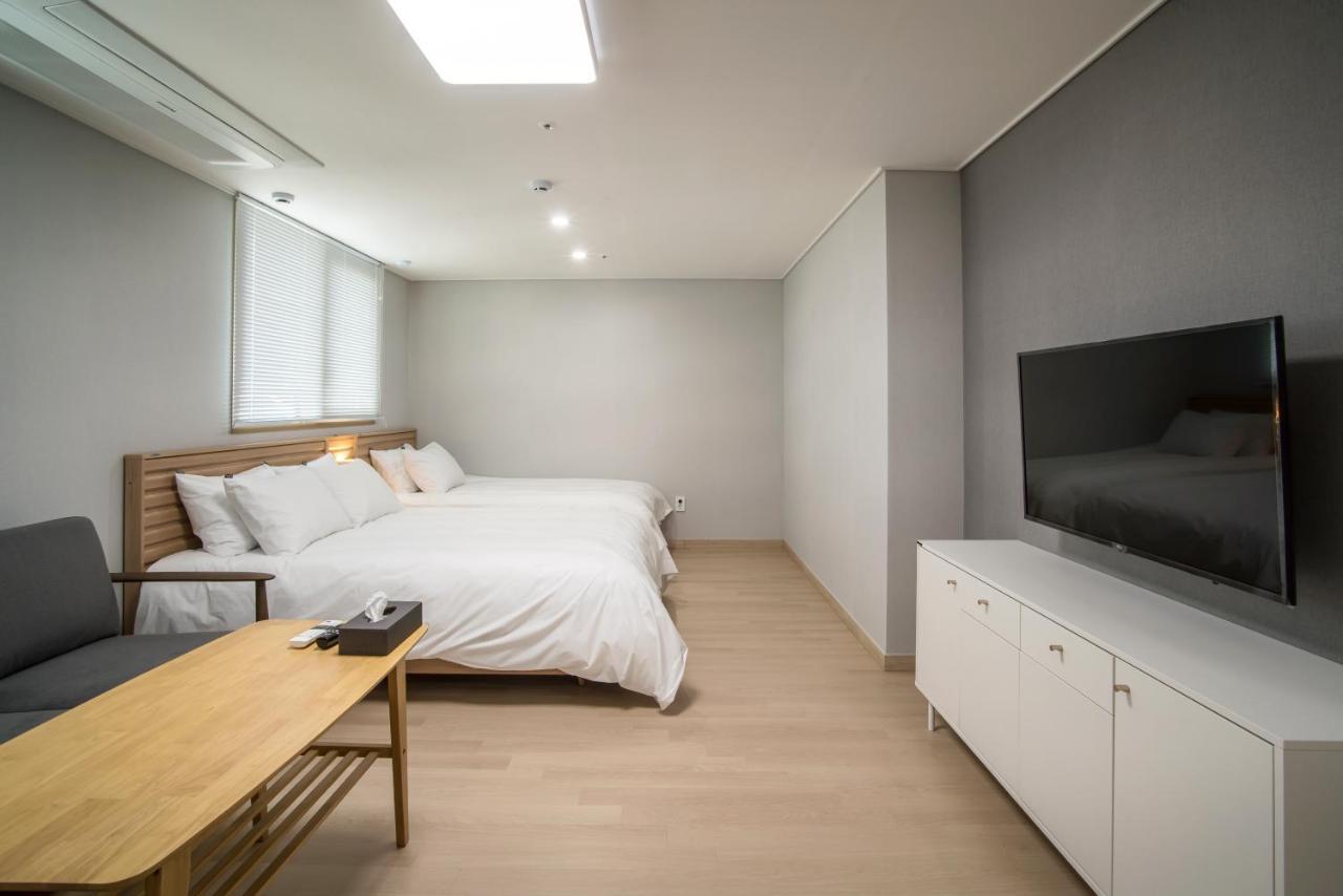 Jeju Central Park Residence Екстериор снимка