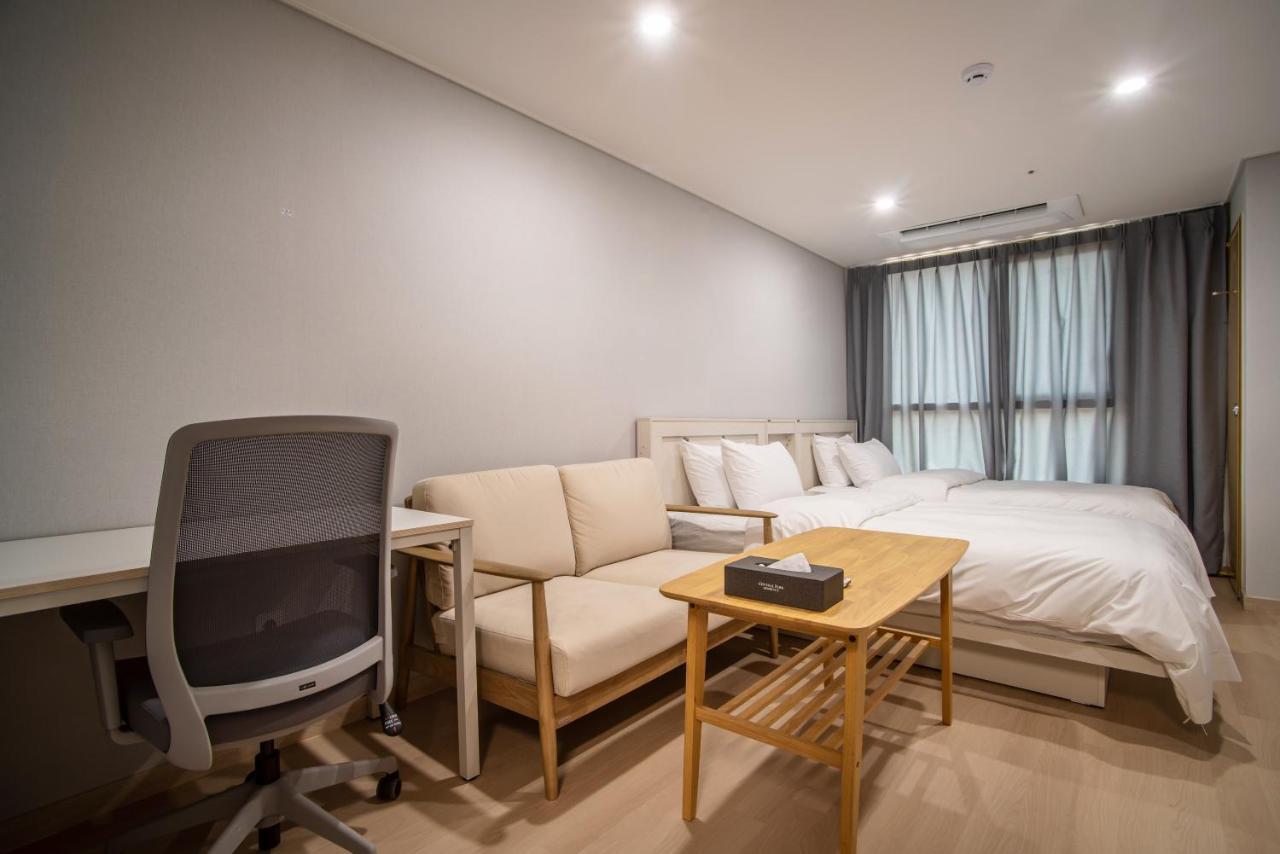 Jeju Central Park Residence Екстериор снимка