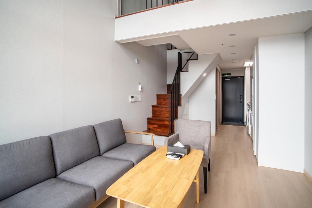 Jeju Central Park Residence Екстериор снимка